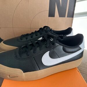 Nike Black and White Sneakers with Tan Sole